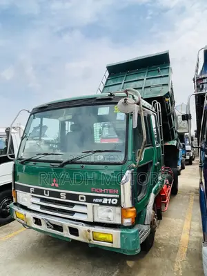 Fuso Tipper Green
