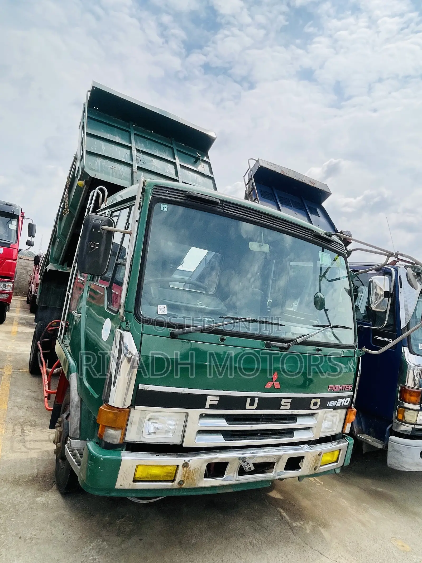 Fuso Tipper Green