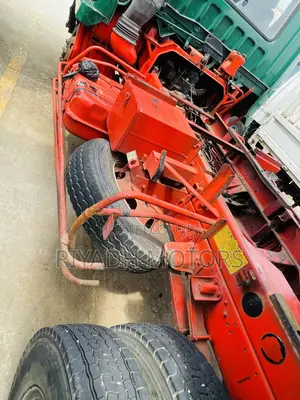 Fuso Tipper Green