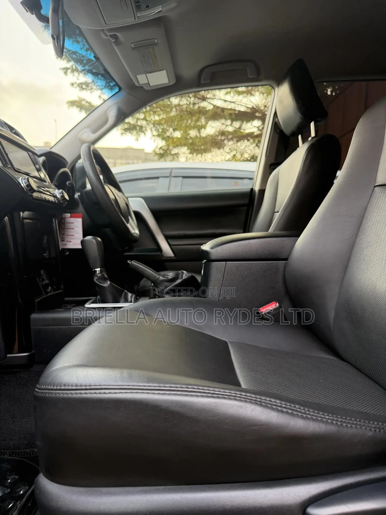 Toyota Land Cruiser Prado 2016 Gray