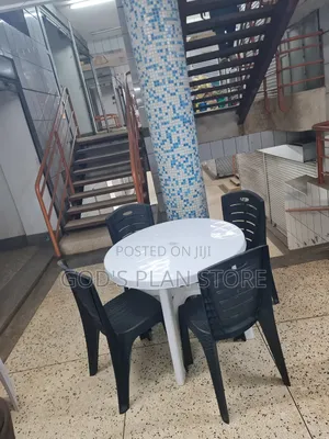 French Indoor /Outdoor Plastic Table and Chairs