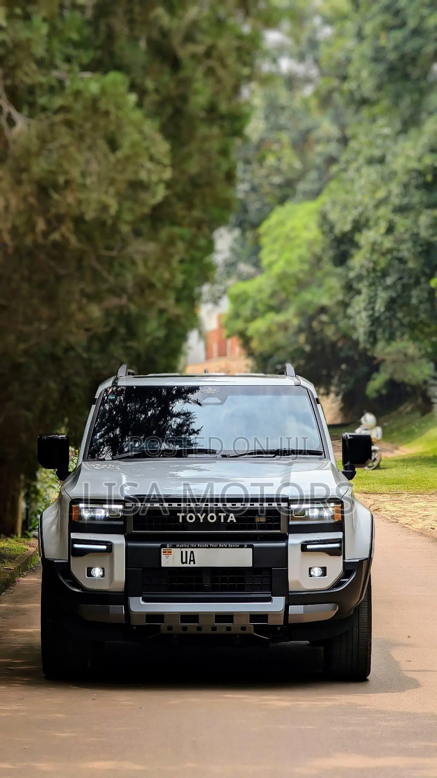 Toyota Land Cruiser Prado 2.8 2024 White