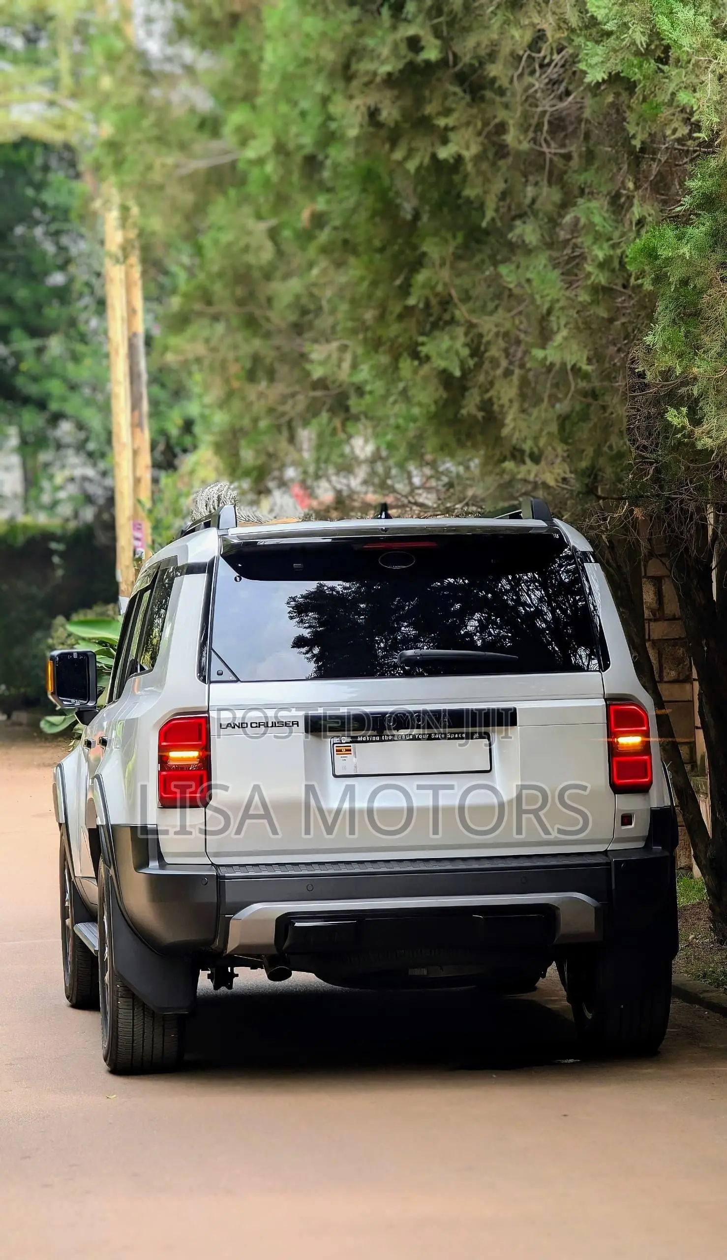 Toyota Land Cruiser Prado 2.8 2024 White