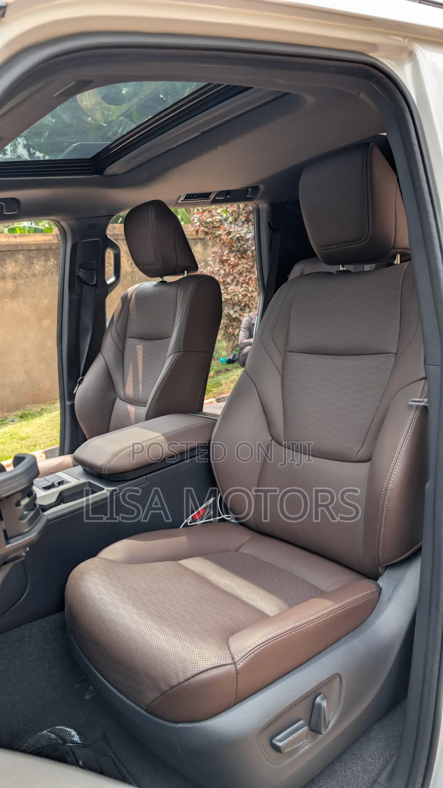 Toyota Land Cruiser Prado 2.8 2024 White