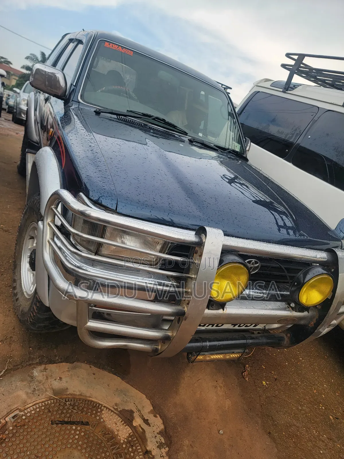 Toyota Hilux Surf 2000 Blue