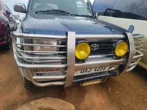 Toyota Hilux Surf 2000 Blue