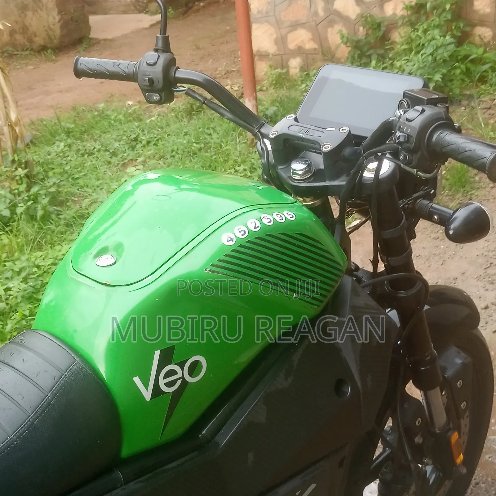 Bajaj Boxer 100 2020 Green