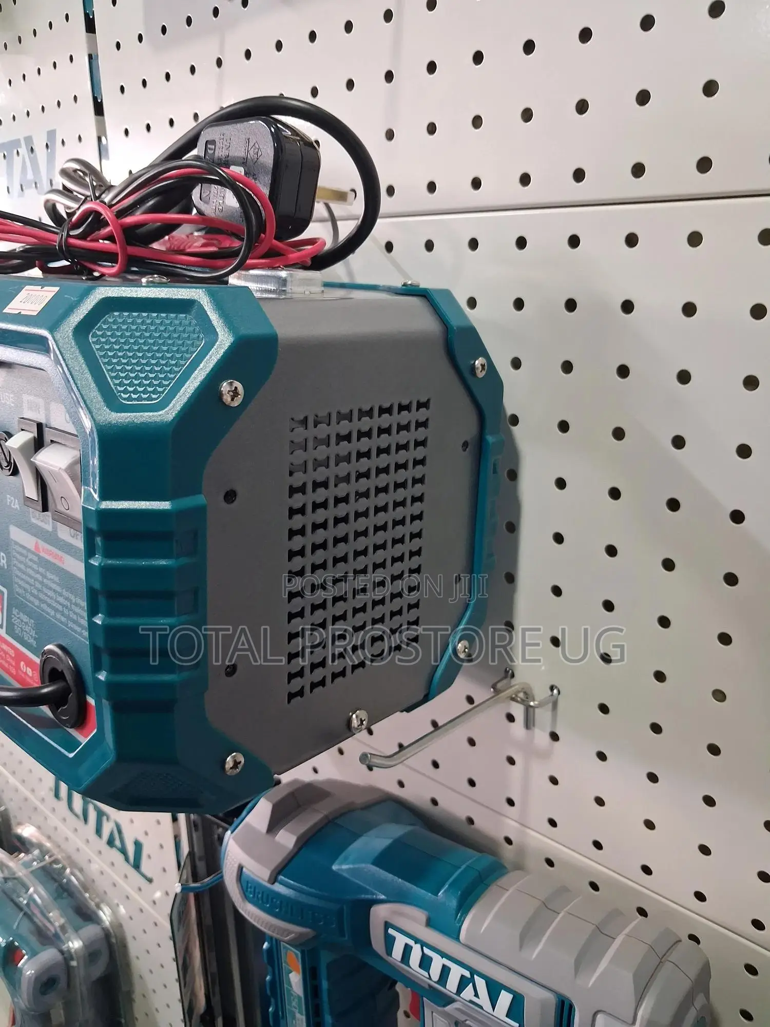 Battery Charger 12/24v - 9/4a