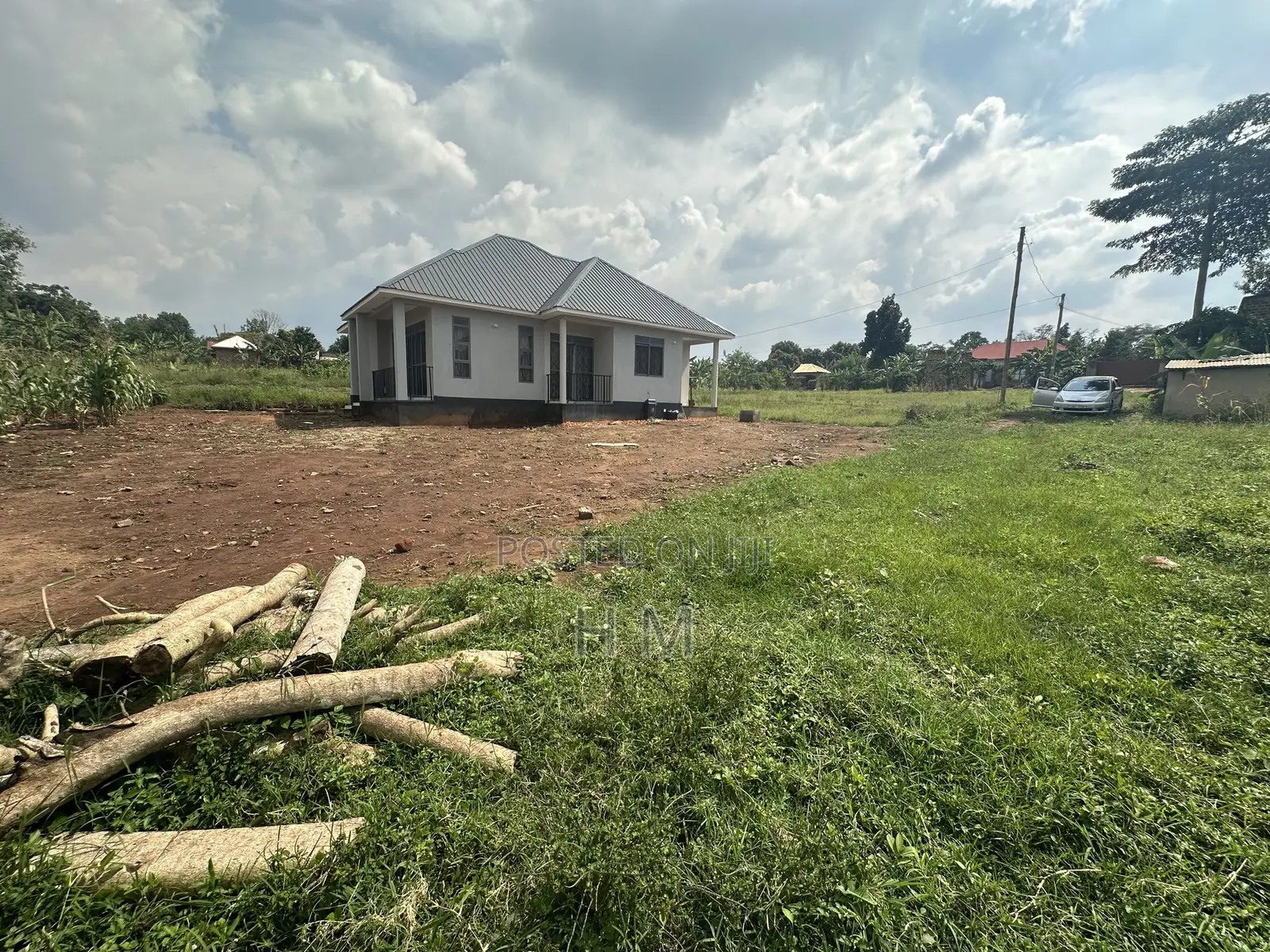 100*100 Plot in the Heart of Kiwenda Town 500m From Tarmac