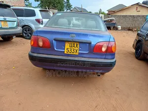Toyota Corolla 1.6 Hatchback 1997 Blue