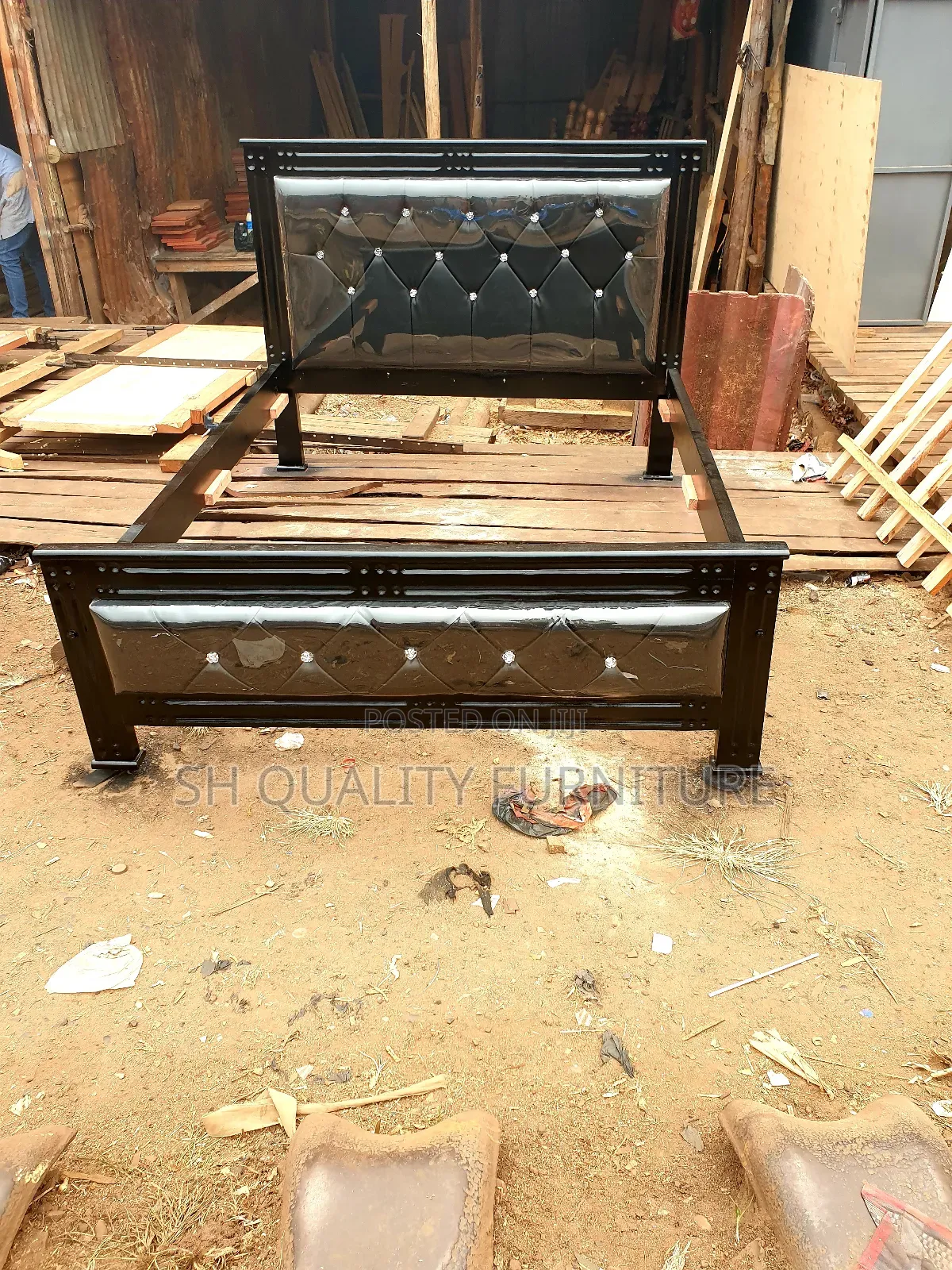 Leather Bed 5x6