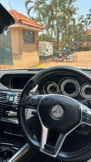 Mercedes-Benz C200 2018 White