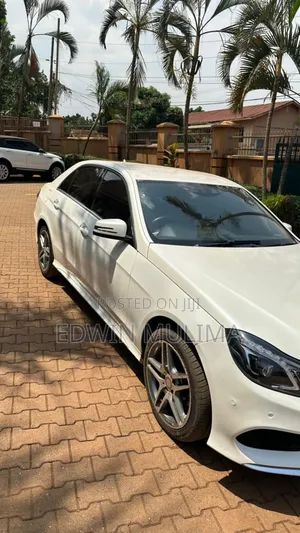 Mercedes-Benz C200 2018 White