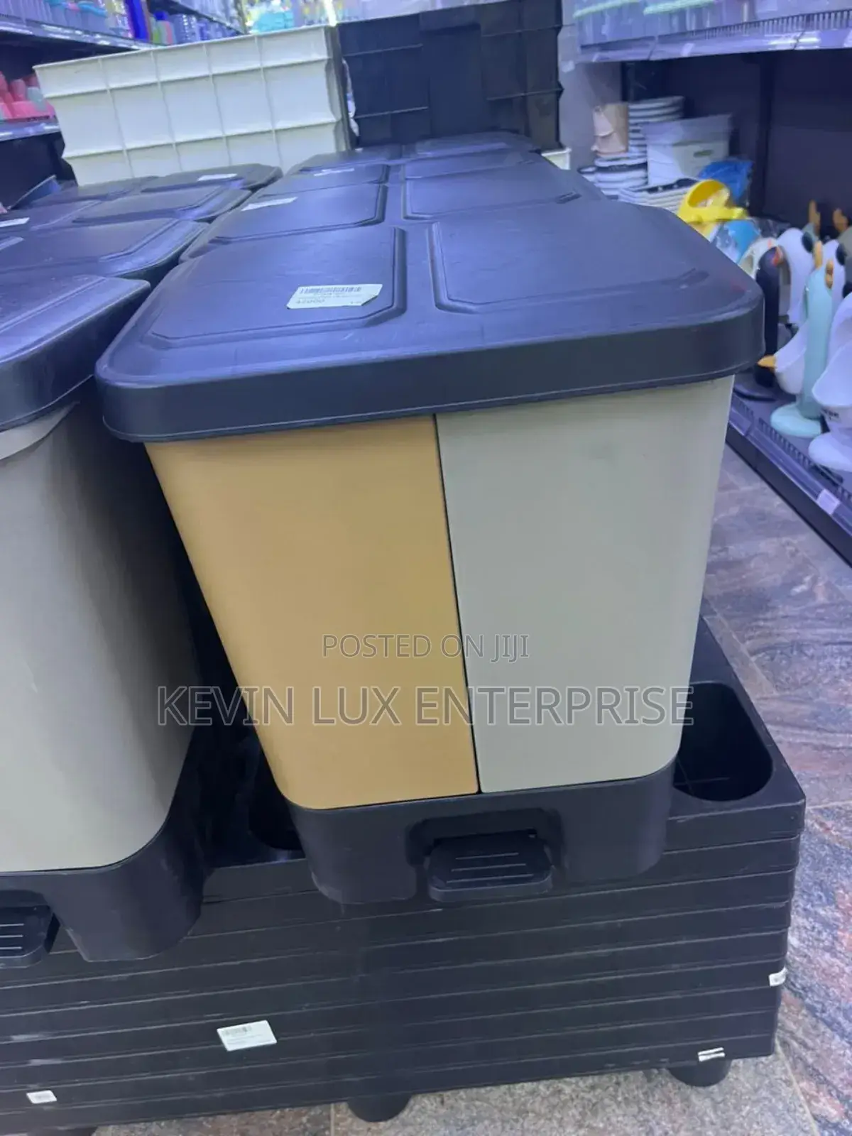 Dust Bin Step On