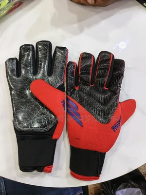 Predator Goal Keepers Gloves Original