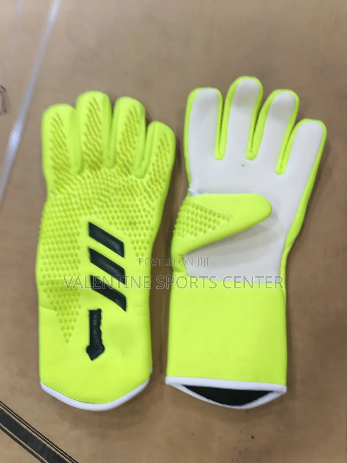Apair Goal Keepers Gloves Original Predator
