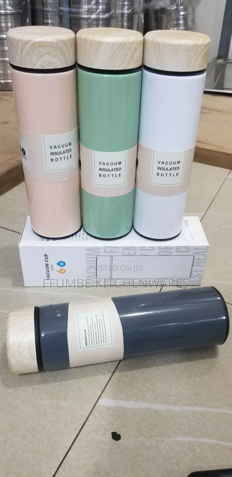 Vaccuum Bottle or Insulated Bottle