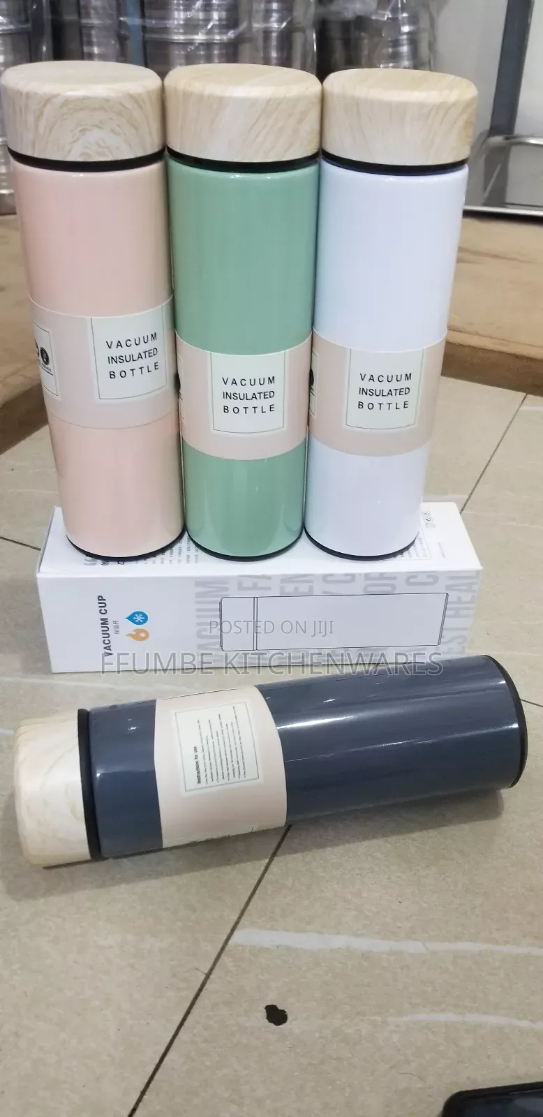 Vaccuum Bottle or Insulated Bottle