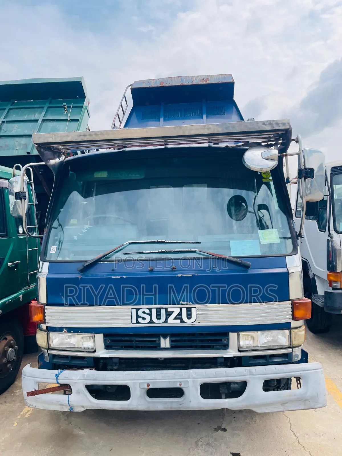 Isuzu Tipper Light Blue Color