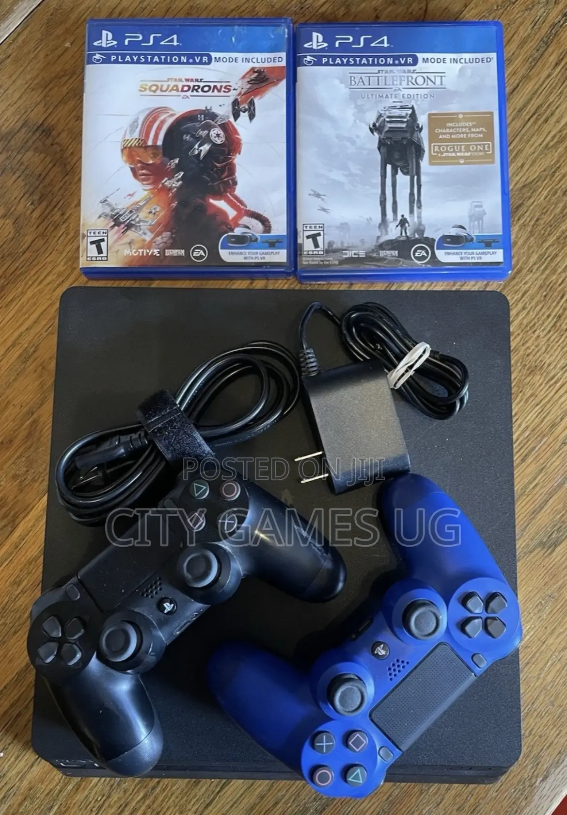 Sony Playstation 4, 500gb -With 2 Sony Ps Controllers 8games