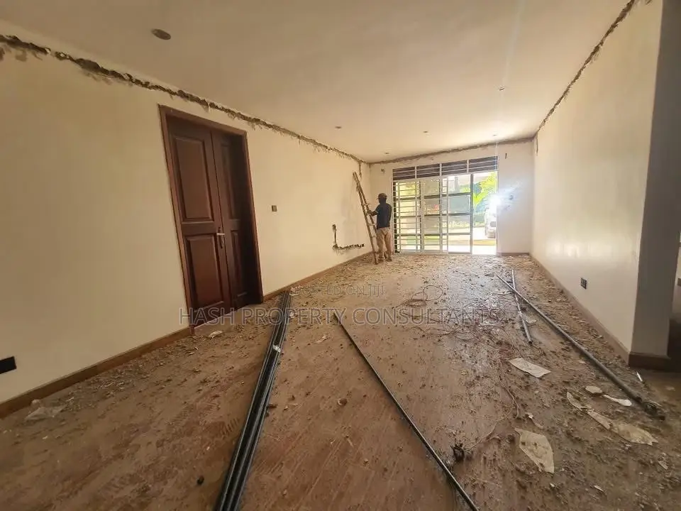 3bdrm Apartment in Muyunyo, Makindye for rent