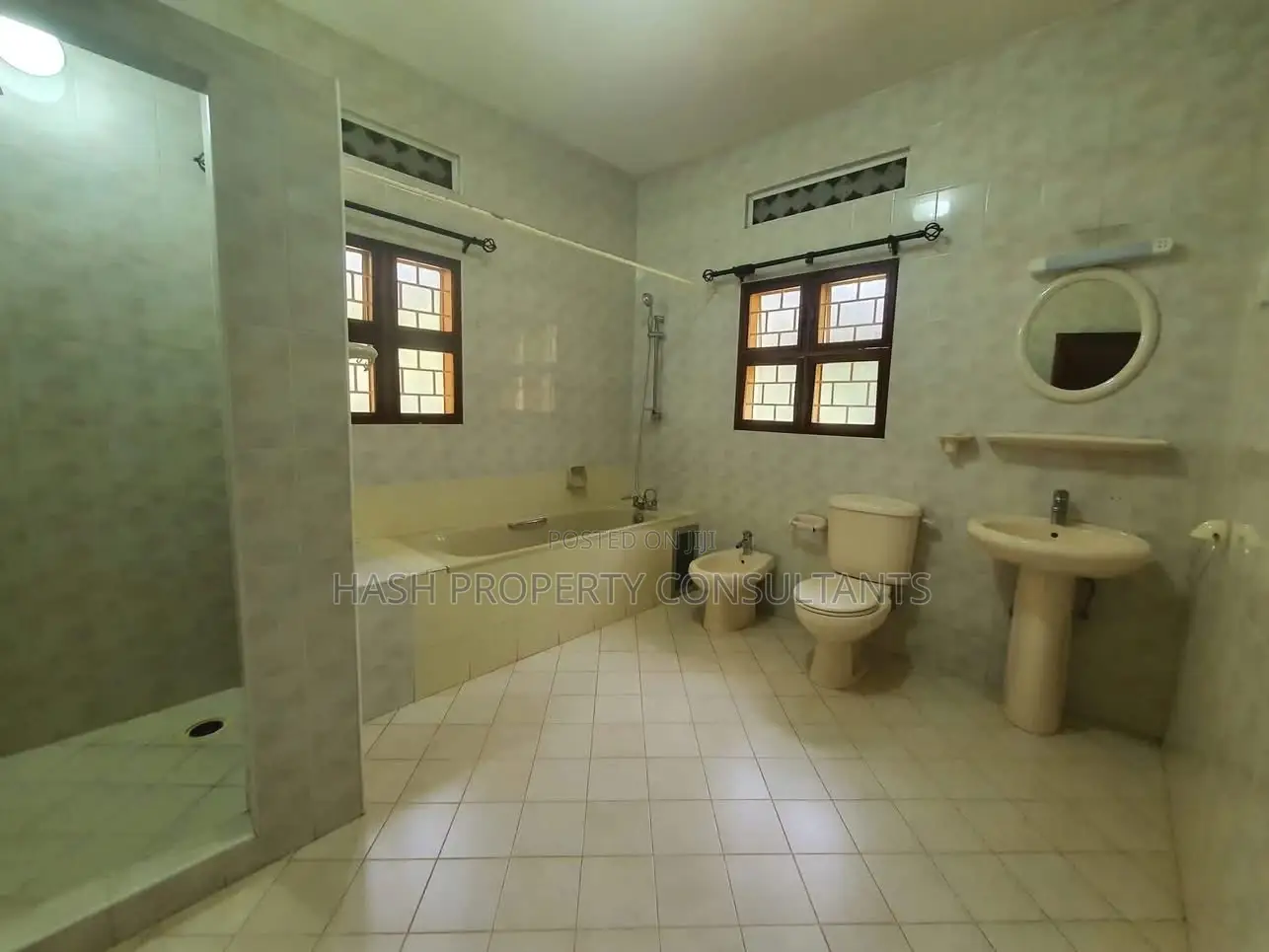 4bdrm House in Muyenga, Central Division for rent
