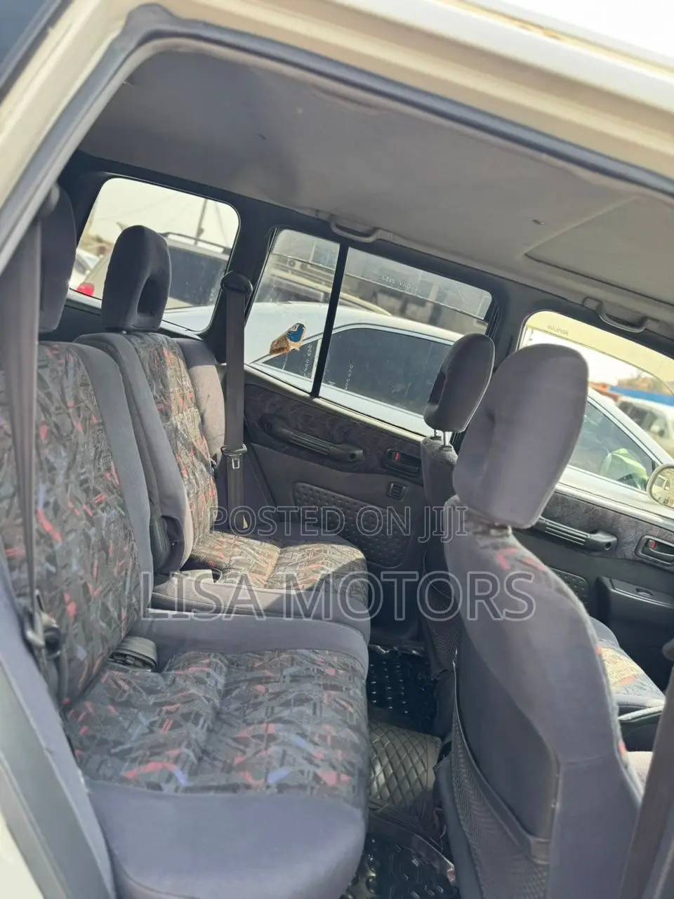 Toyota RAV4 Automatic 2002 White