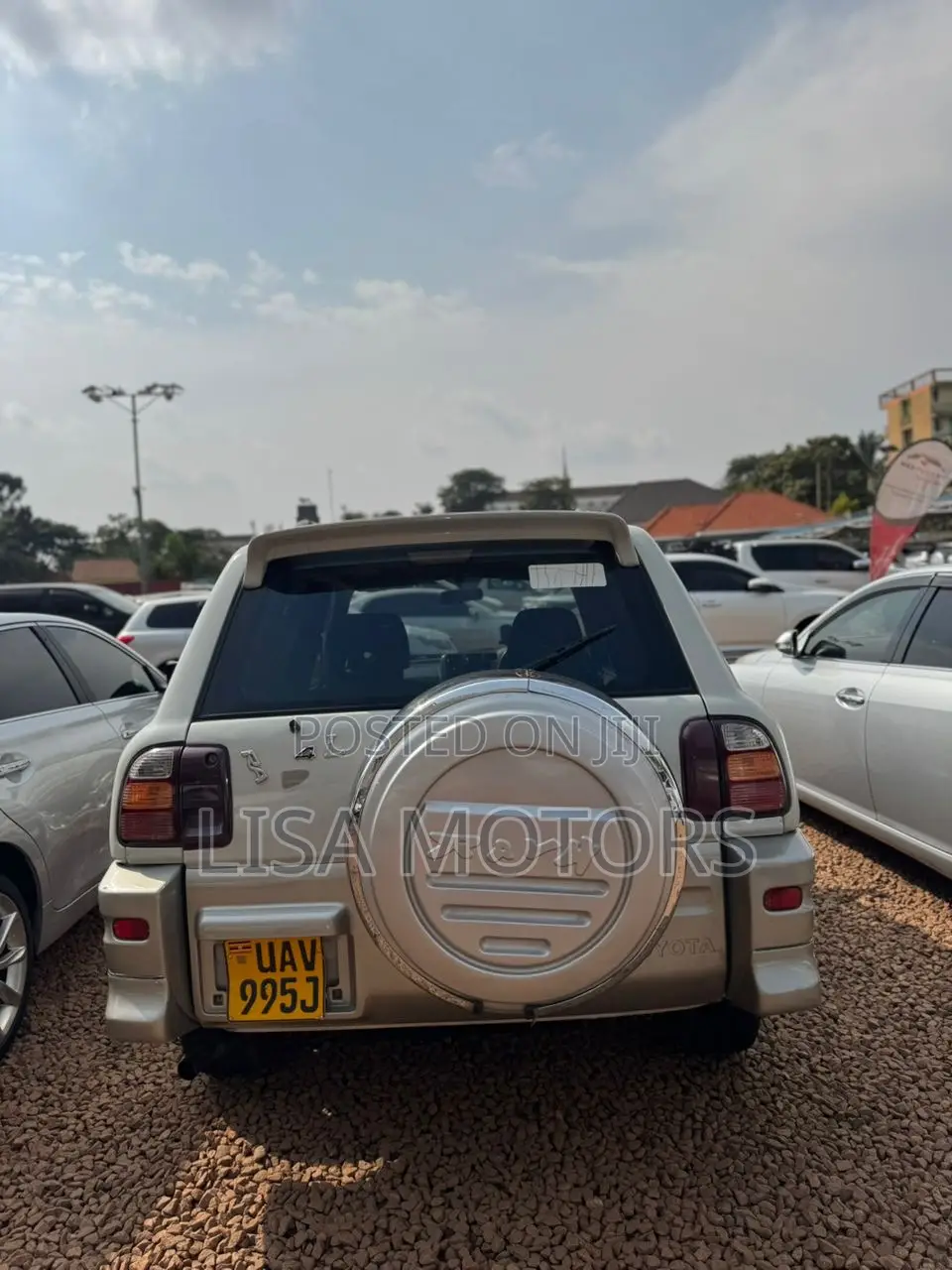 Toyota RAV4 Automatic 2002 White