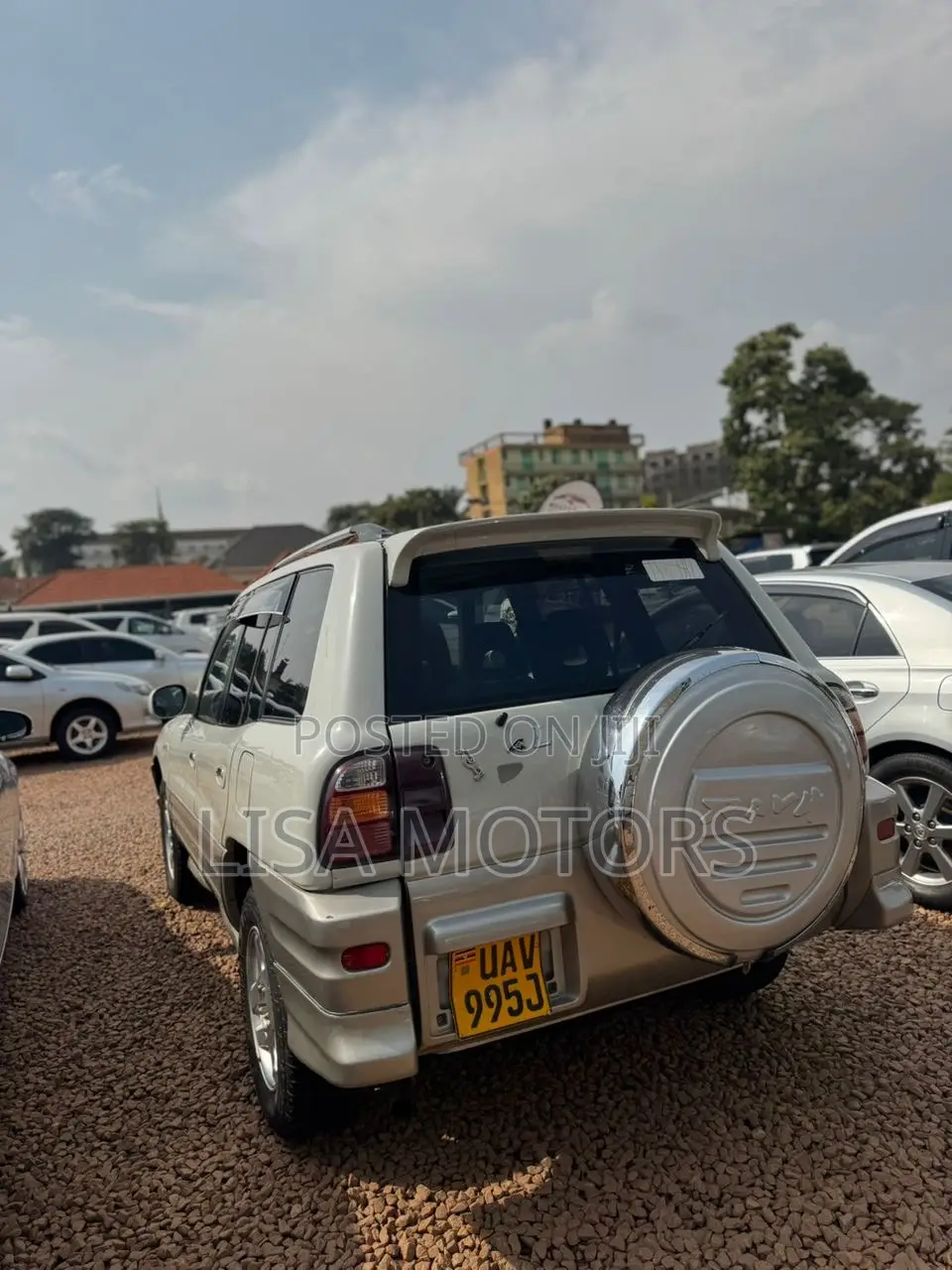 Toyota RAV4 Automatic 2002 White