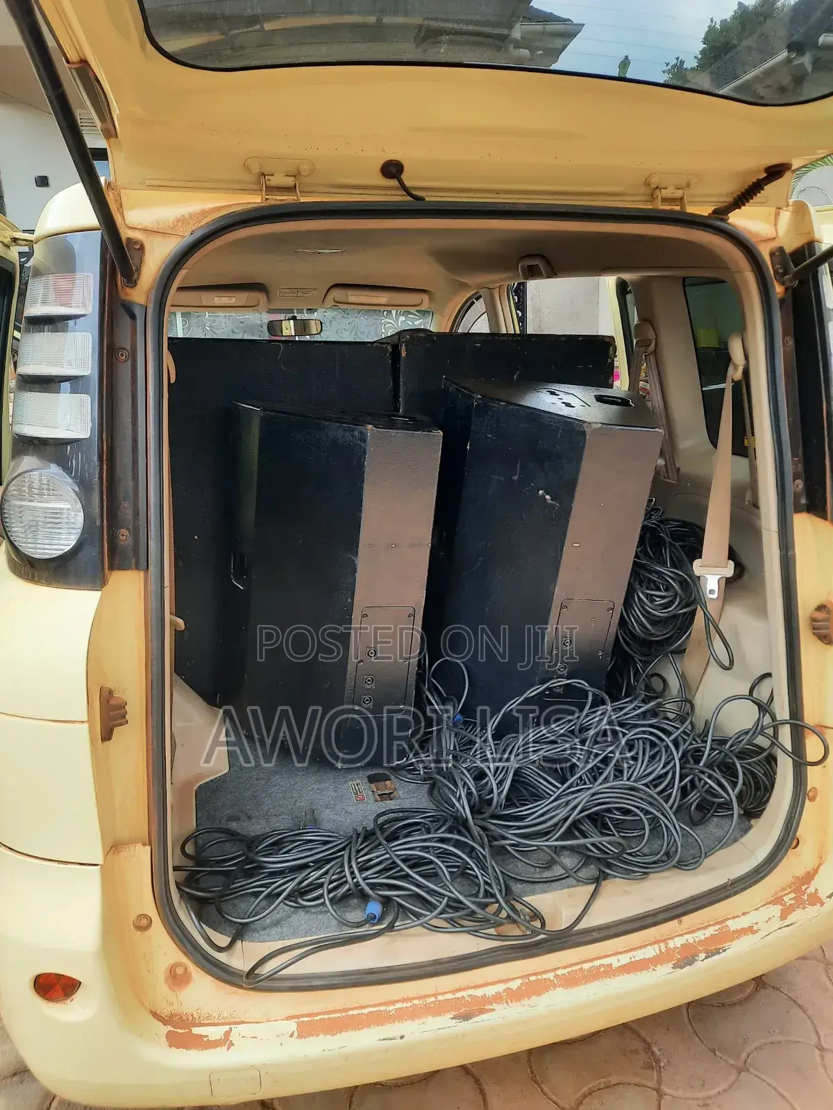 Nexo 17" Top Speaker 