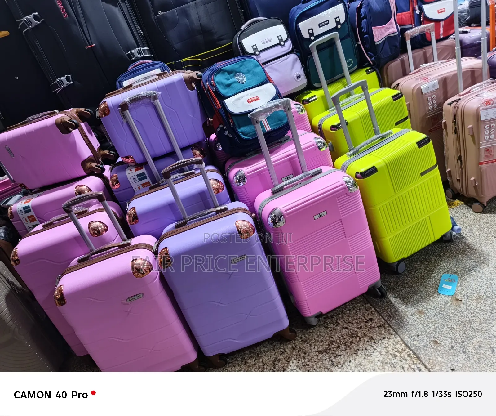Original Luxury Plastic Suitcase. 4pcs in 1 Set