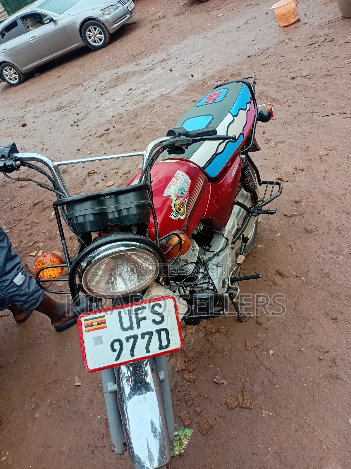 Bajaj Boxer 100 2025 Red