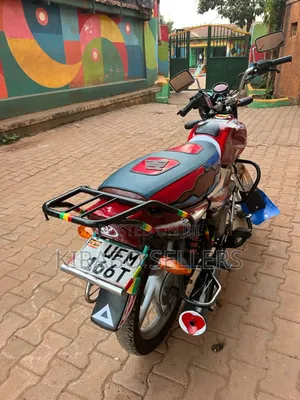 Bajaj CT 110X 2025 Red