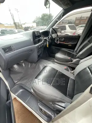 Toyota Noah 2001 White