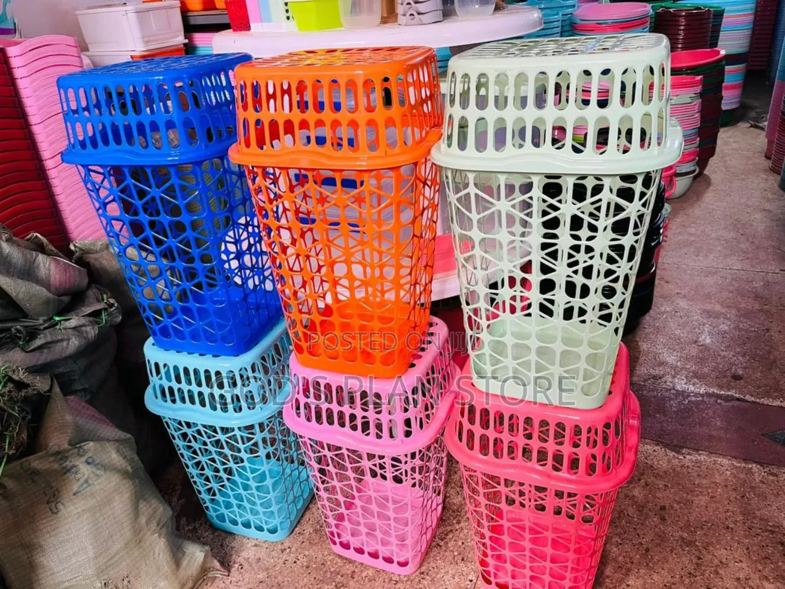 Housewares Plastic Loundary Baskets Plastic Loundary Baskets