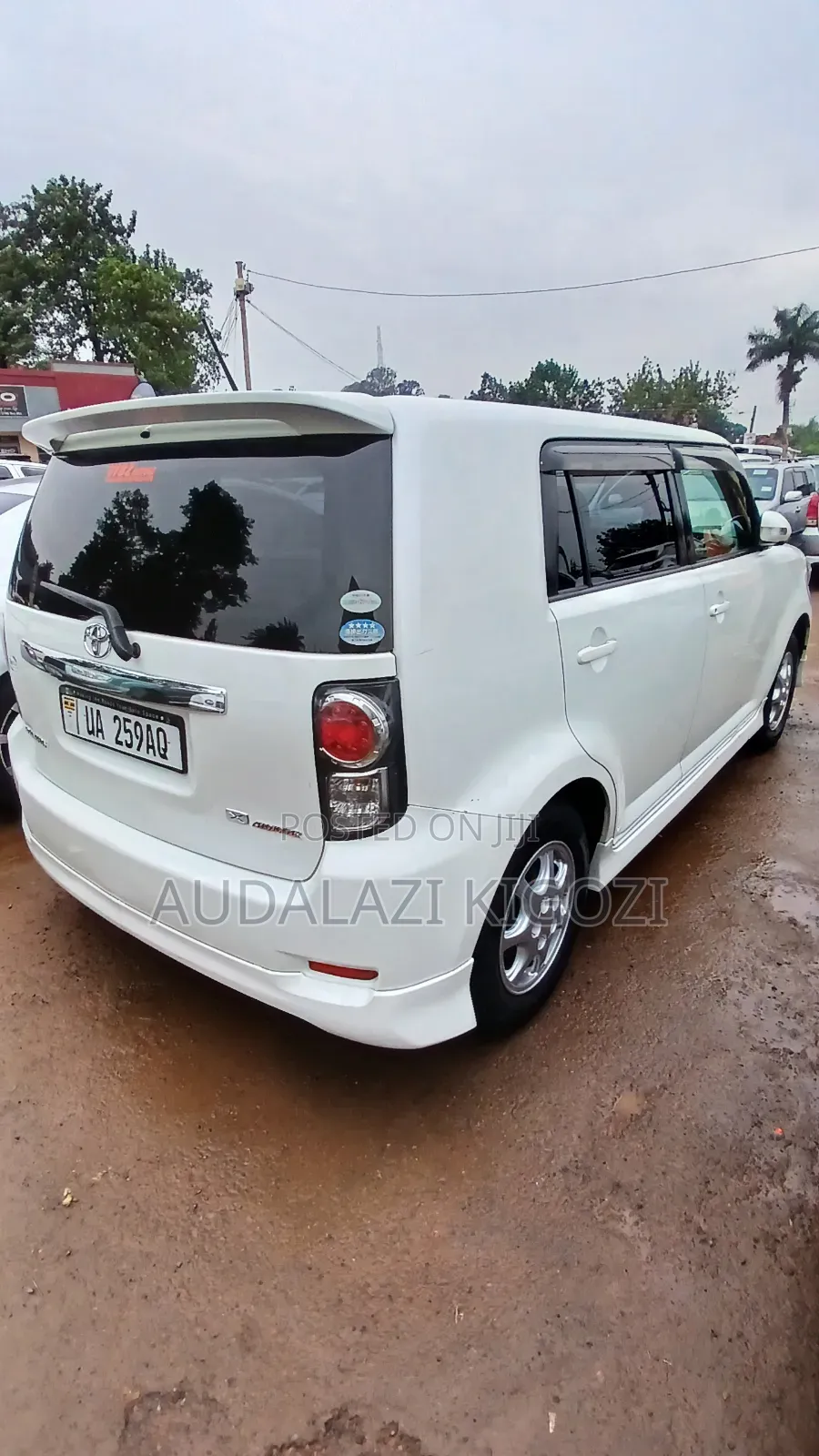 Toyota Corolla Rumion 2010 White
