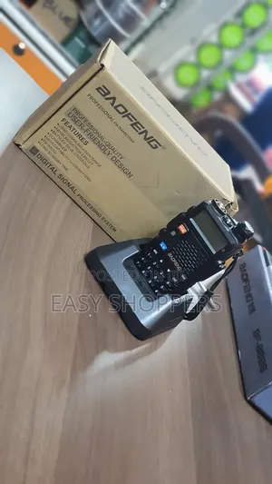 Baofeng Uv-5r Handheld Two-Way Radio Call Walkie-Talkie