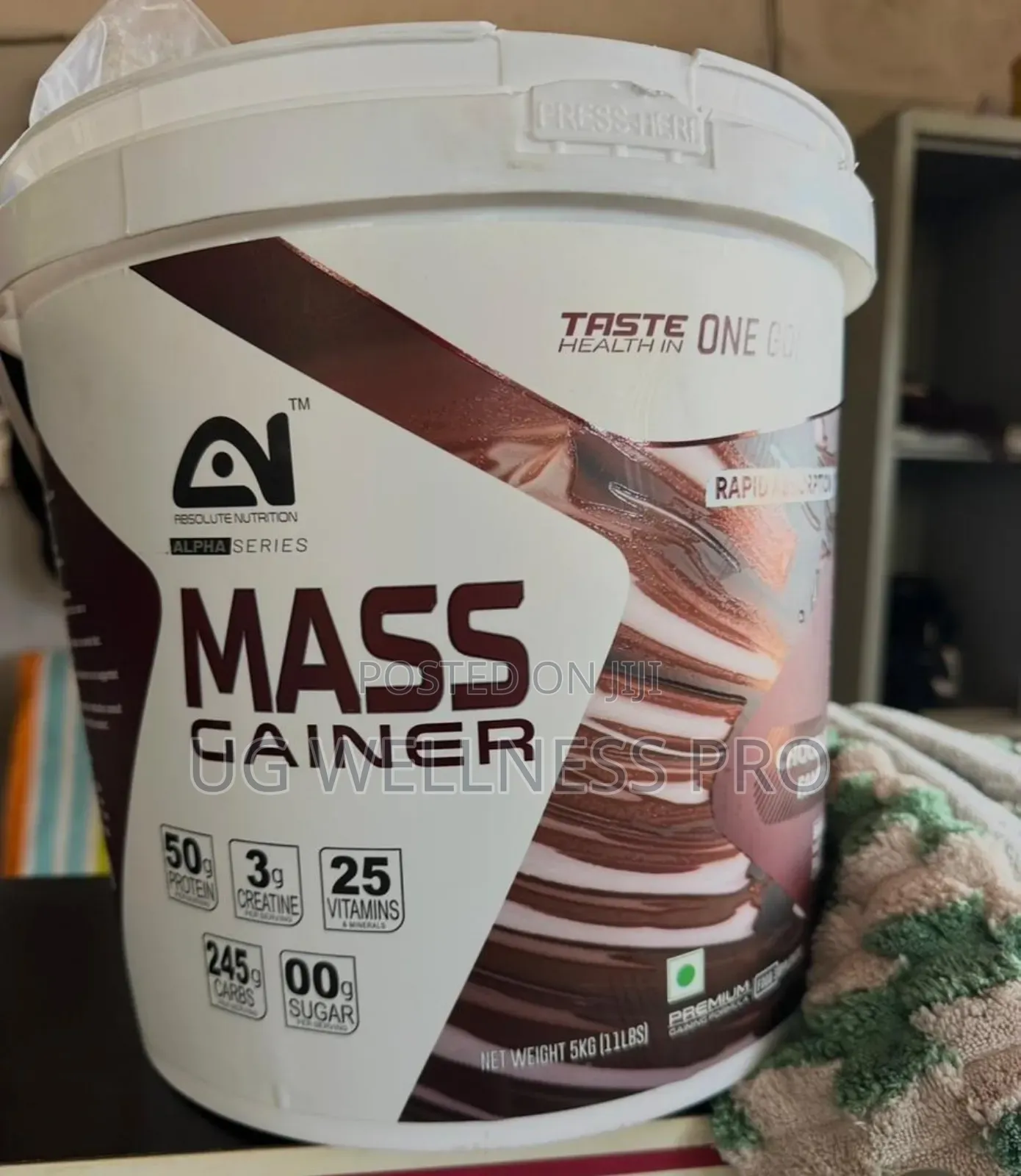 THE PROTEIN WORKS Total Mass Matrix Extreme Protein Powder, Muscle Mass High Calorie To Gain Mass With Glutamine Creatine And Vitamins Smooth Chocolate 2 15 Kg