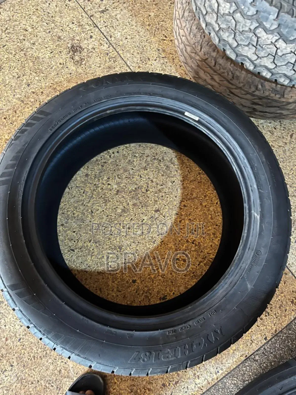 255/50r20 Onyx Tyres New.