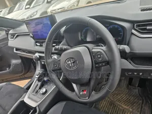 Toyota RAV4 XLE Premium FWD 2023 Gray