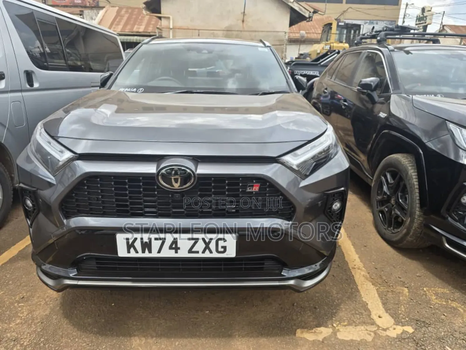 Toyota RAV4 XLE Premium FWD 2023 Gray
