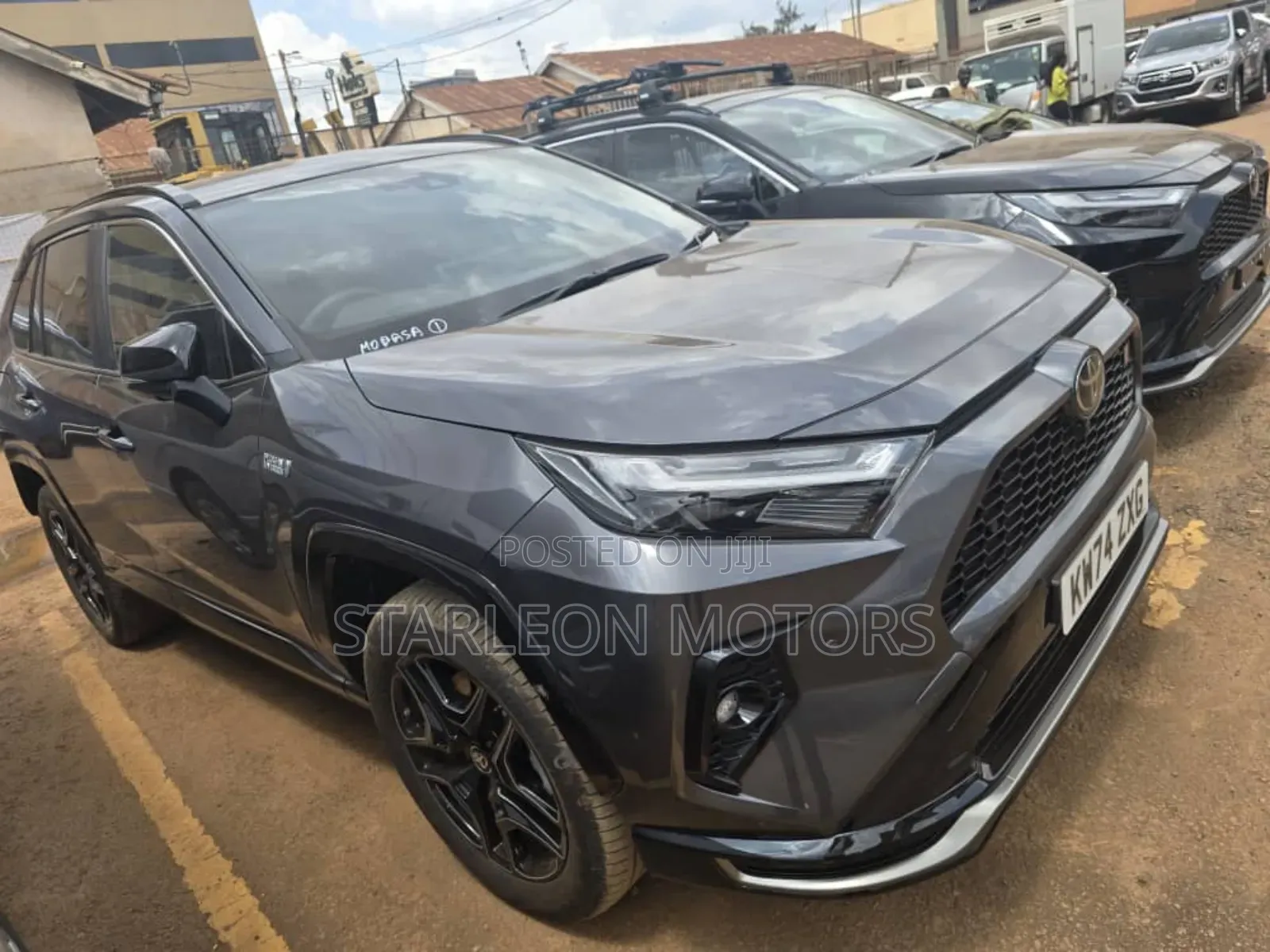 Toyota RAV4 XLE Premium FWD 2023 Gray