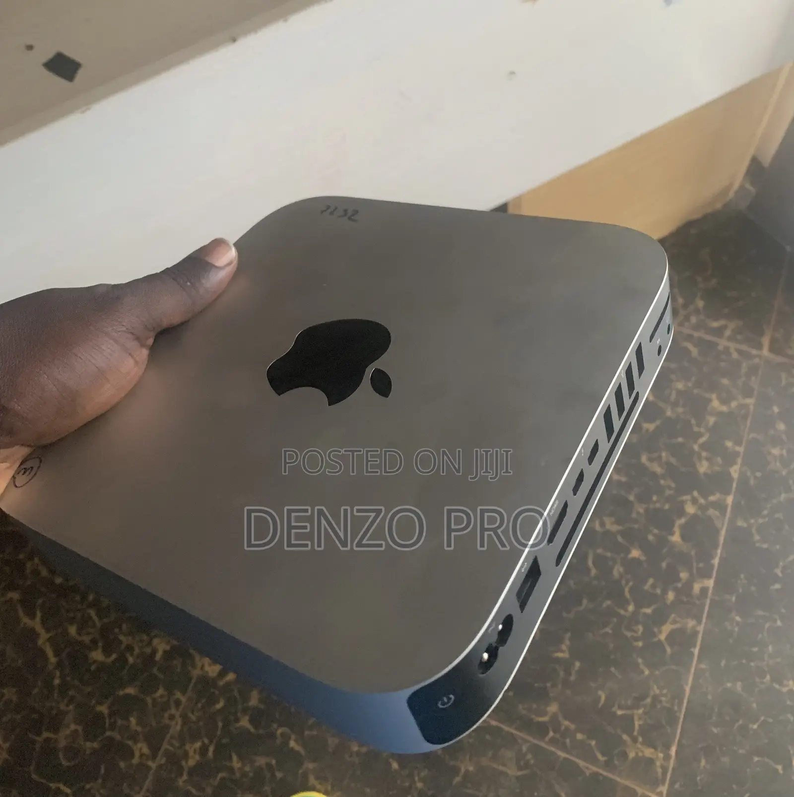 Desktop Computer Apple Mac Mini 8GB Intel Core i7 SSD 256GB
