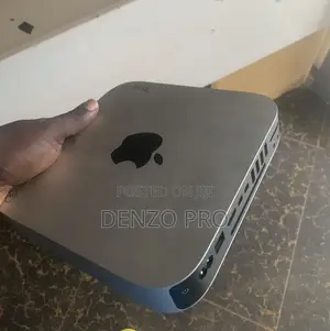 Desktop Computer Apple Mac Mini 8GB Intel Core i7 SSD 256GB
