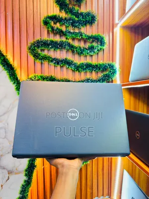 Laptop Dell Vostro 15 3000 4GB Intel Core i5 HDD 500GB