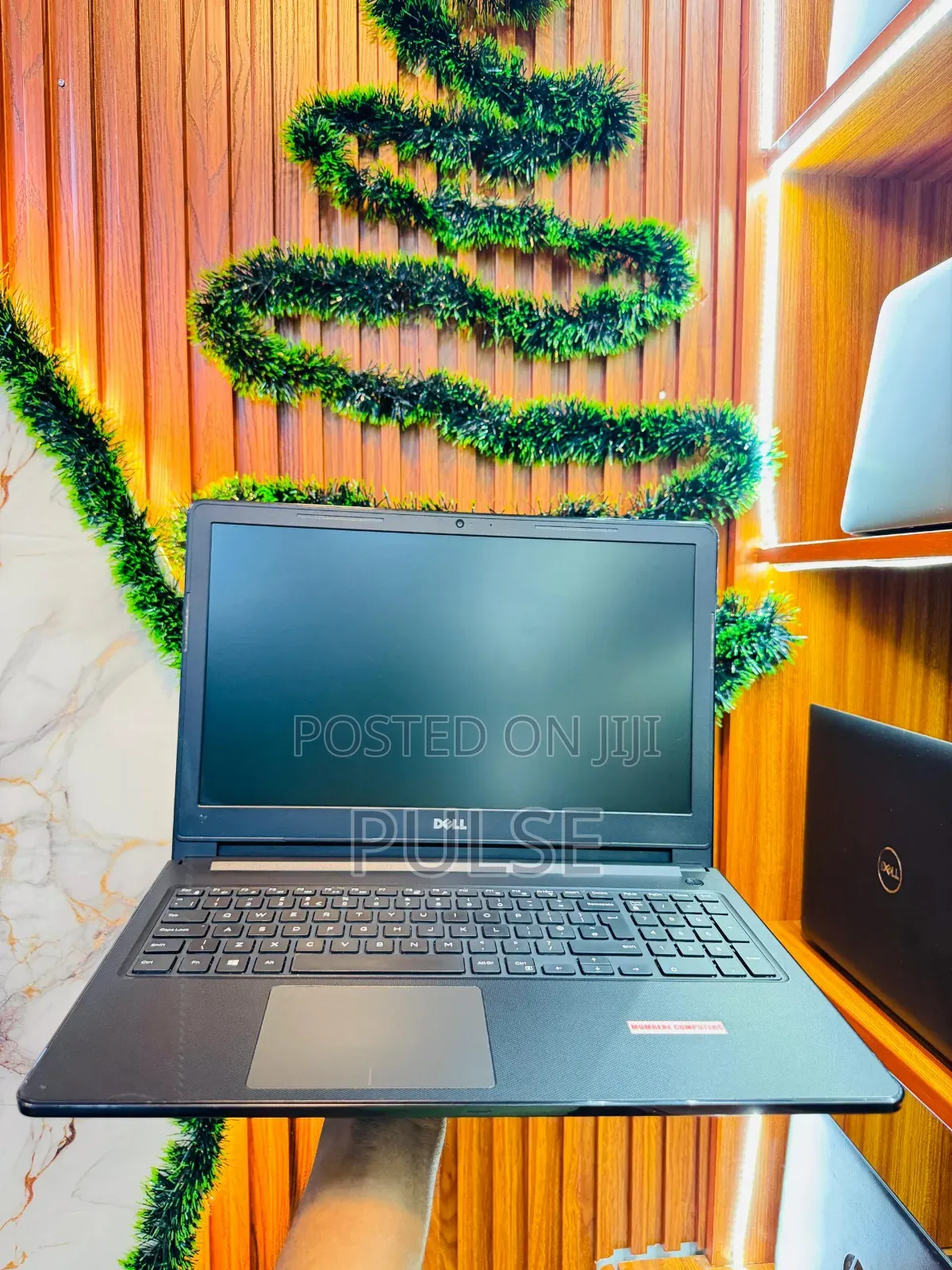 Laptop Dell Vostro 15 3000 4GB Intel Core i5 HDD 500GB
