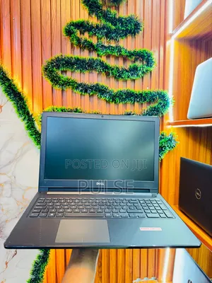 Laptop Dell Vostro 15 3000 4GB Intel Core i5 HDD 500GB