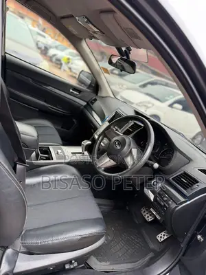 Subaru Legacy 2.5i Premium 2010 Black