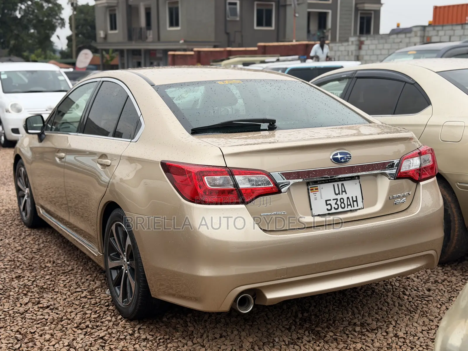 Subaru Legacy 2015 Gold