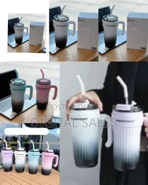 860ml Car Cup 304 Layer Stainless Steel Handle Straw Insulation.